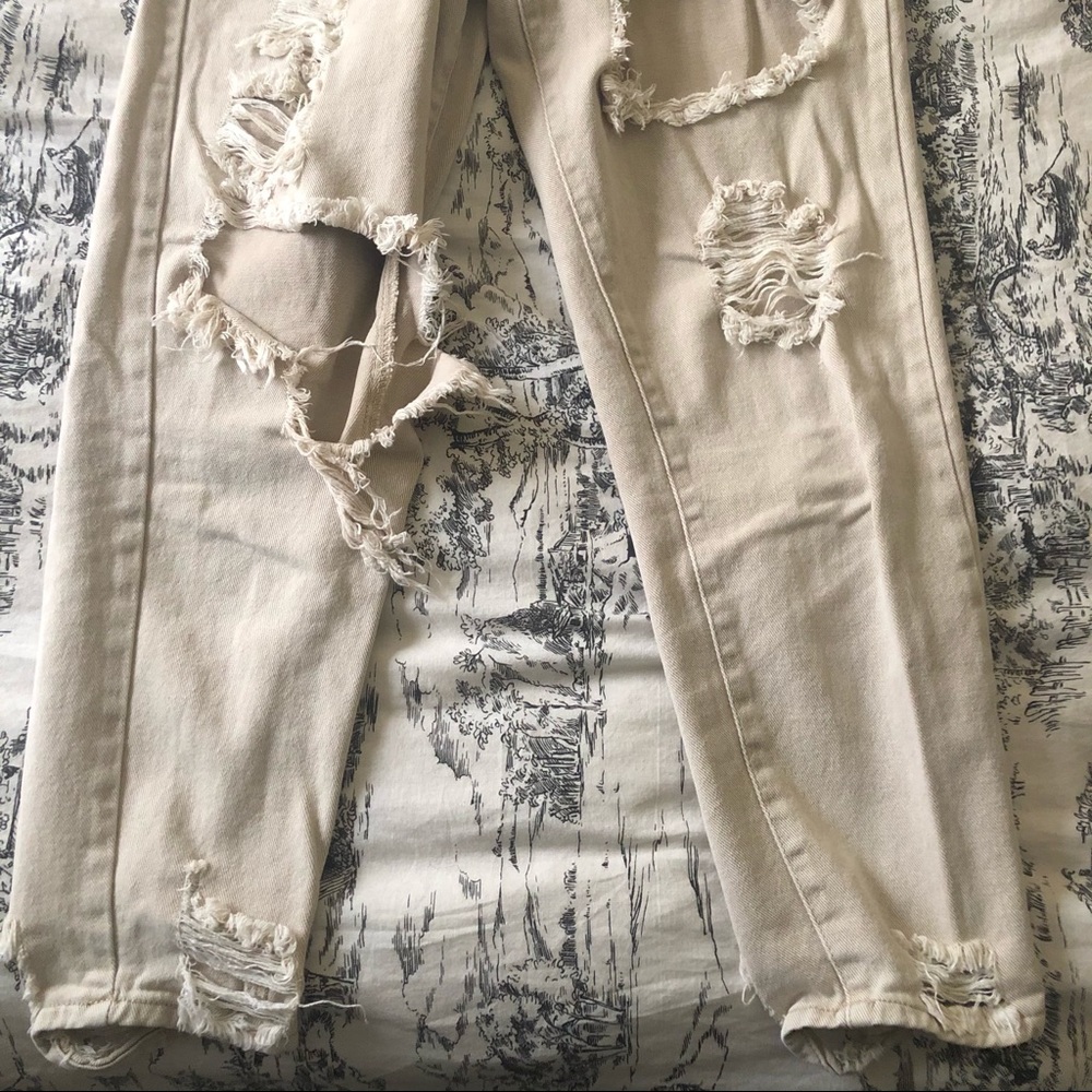 Missguided ripped mom jeans - Picture 5 of 11